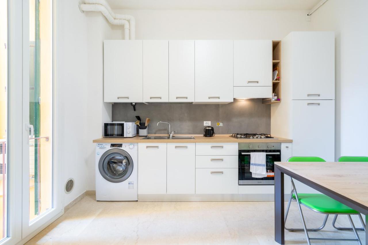 Housmart San Carlo 17 Apartment Болоня Екстериор снимка