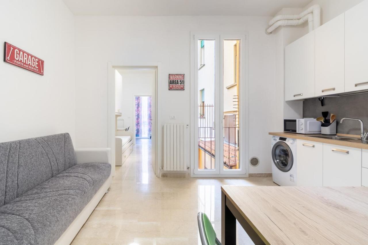 Housmart San Carlo 17 Apartment Болоня Екстериор снимка